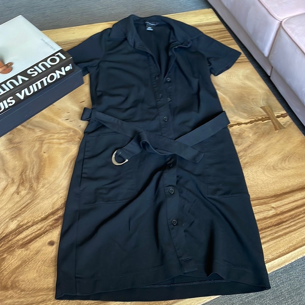 Club Monaco short sleeved shirt dress